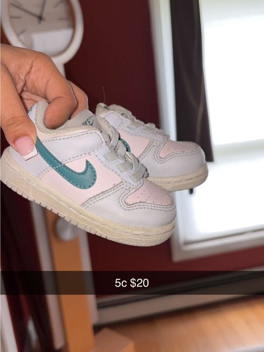Nike Kids Low-Top Sneakers in White, Pink & Teal